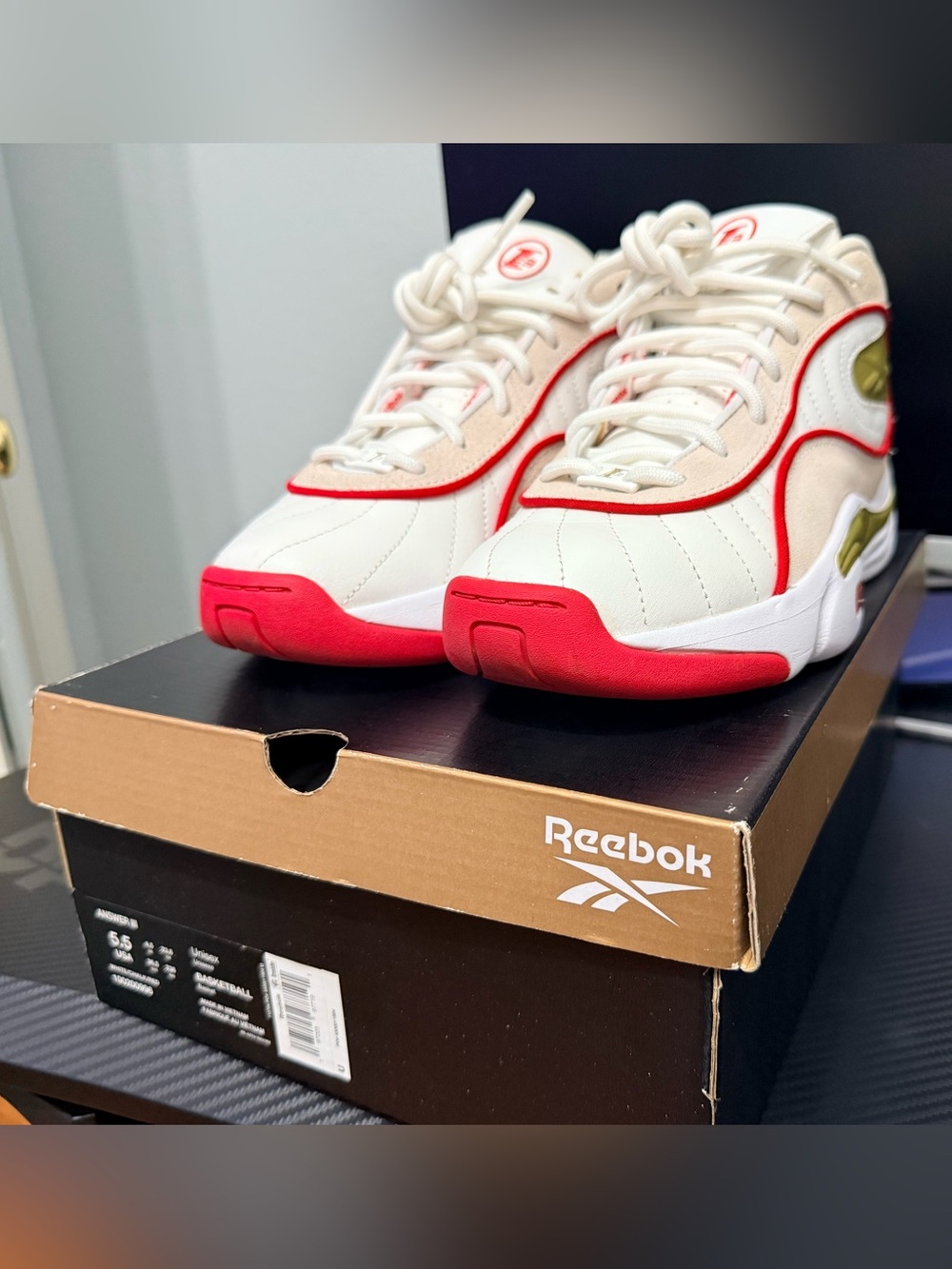 Reebok Answer III - Picture 2 of 9